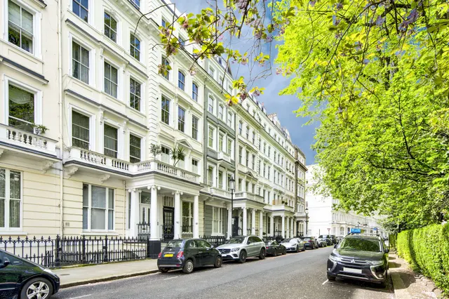 Flat 2, 89 Cornwall Gardens, London, photo 1