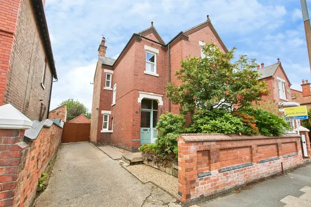 Hawthorne Avenue, Nottingham, NG10, photo 1
