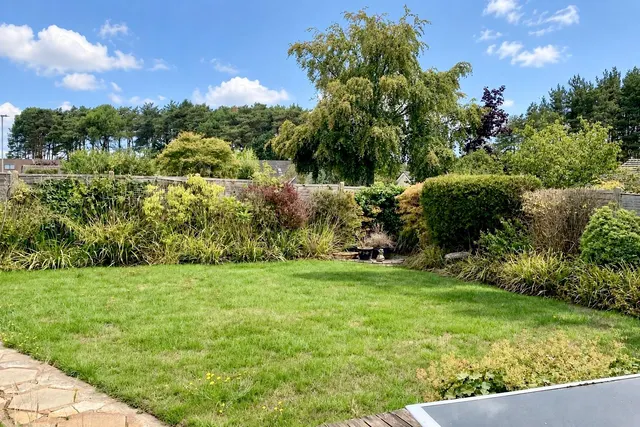 Pine Manor Road, Ashley Heath, BH24, photo 2