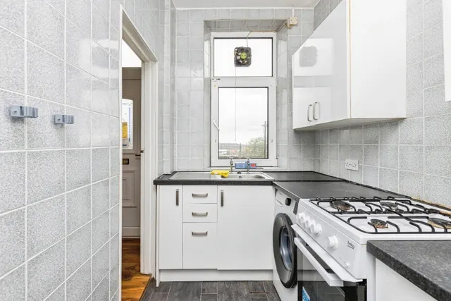 Photo 3 — Albert View, HALIFAX, West Yorkshire, HX2