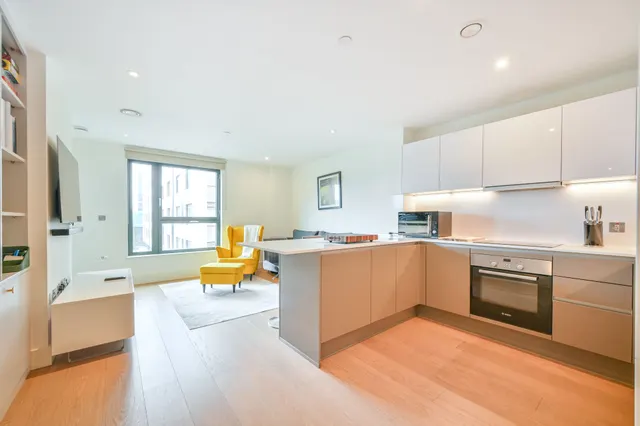 Flat 9, Cambium House, Palace Arts Way, Wembley, photo 1