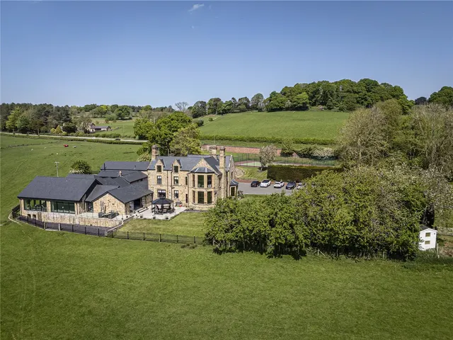 Denbigh Road, Rhydymwyn, CH7, photo 1