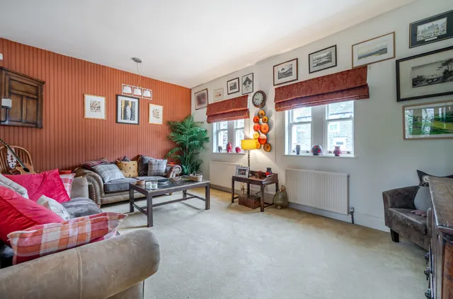 Manchester Road, Barnoldswick, BB18, photo 3