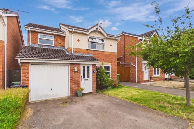 Woodland Chase, York, YO30, photo 1
