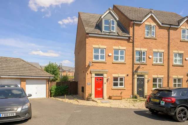 Morse Way, Kettering, NN14, photo 1