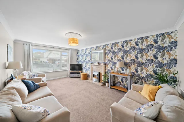Photo 2 — Alderley Close, Billinge, Wigan, Wigan, WN5 7TN