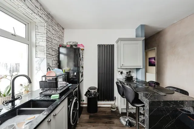 St Teilo Street, Swansea, SA4, photo 3