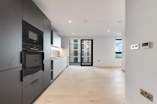 Harbour Walk, Greenwich Peninsula, SE10, photo 2