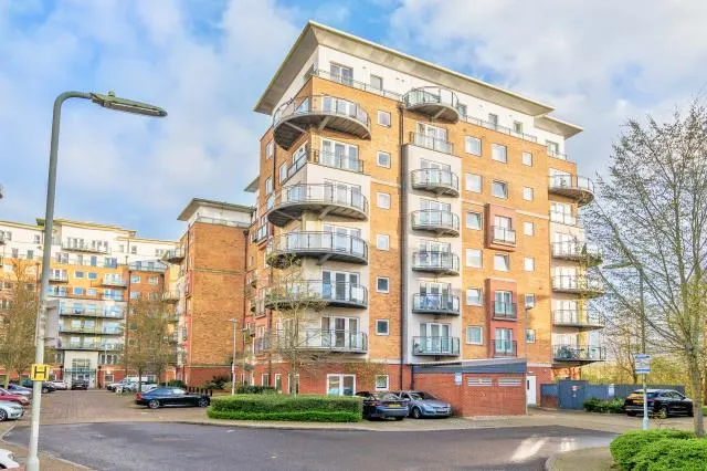 Winterthur Way, Basingstoke, RG21, photo 1