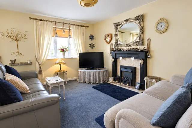Clay Lane, Oldbury, B69, photo 2