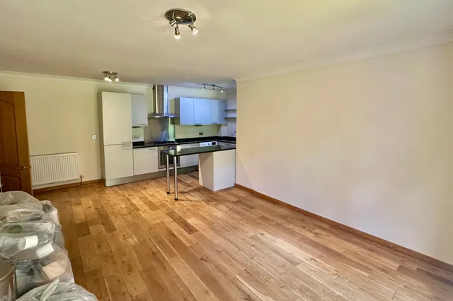 Moseley Court, Cheadle, SK8, photo 3