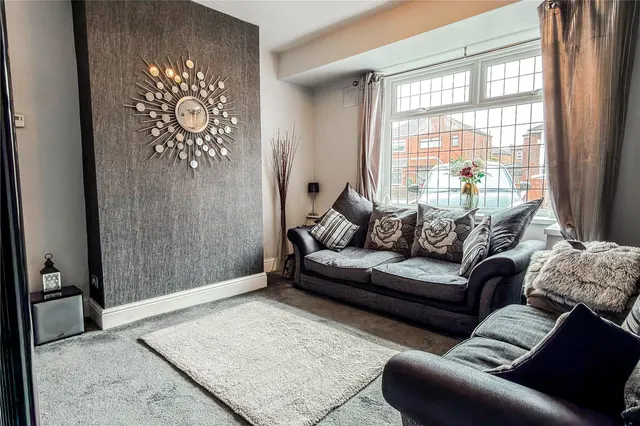 Belgrave Avenue, Failsworth, M35, photo 3
