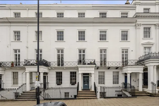 Clarendon Square, Leamington Spa, Warwickshire, CV32, photo 1