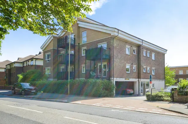 Melia Close, Watford, WD25, photo 1