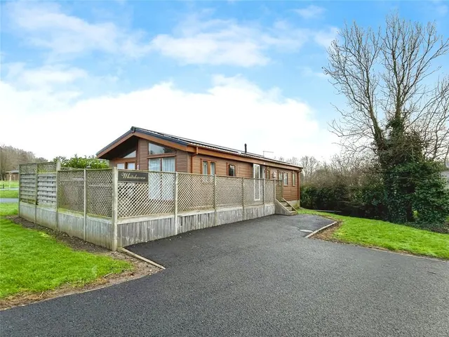 Colliery Lane, Linton, Derbyshire, DE12, photo 1