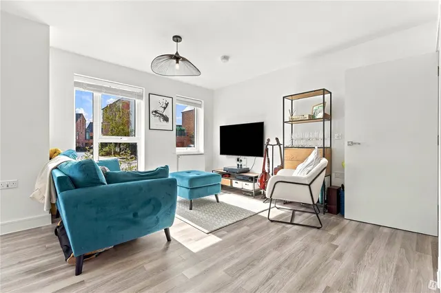 Henry Shuttlewood Drive, Beaulieu Park, CM1, photo 2