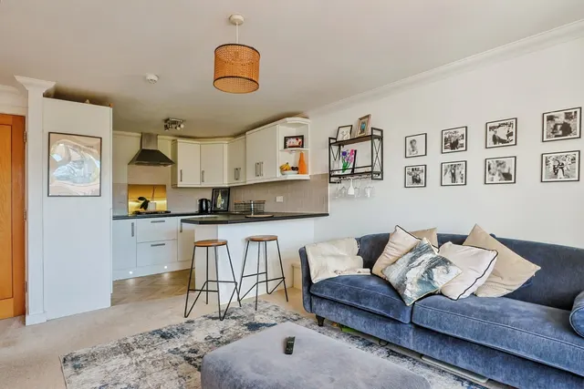 Carters Avenue, Poole, BH15, photo 2