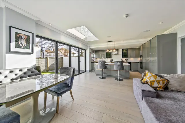 Marksbury Avenue, Kew, TW9, photo 2