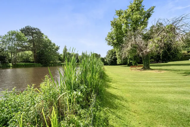 Photo 2 — Loudwater Drive, Rickmansworth, WD3
