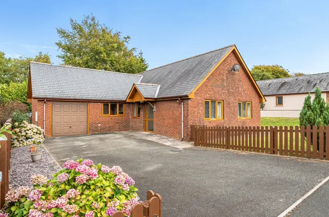 Tai Cae Mawr, Llanwrtyd Wells, Powys, LD5 4RJ, photo 1