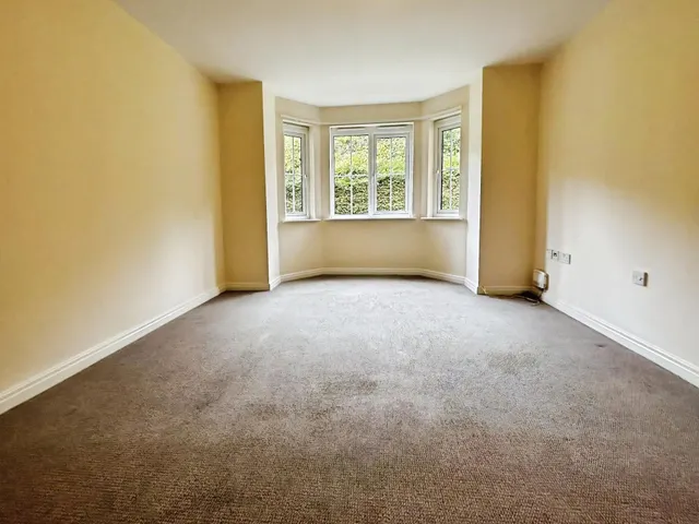 Chandlers Court, Victoria Dock, HU9, photo 3
