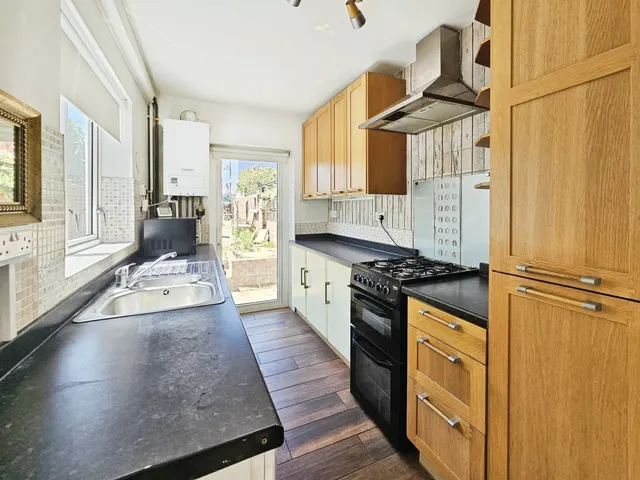 Newberry Road, Weymouth, DT4, photo 3