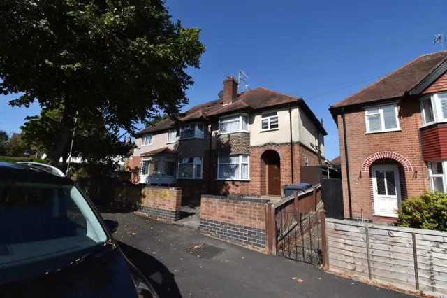 Claremont Road, Leamington Spa, photo 1