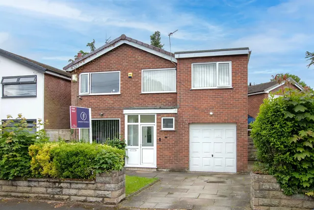 Stelfox Avenue, Timperley, WA15, photo 1