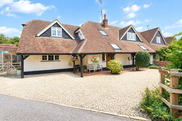 Ridge Lane, Rotherwick, RG27, photo 1