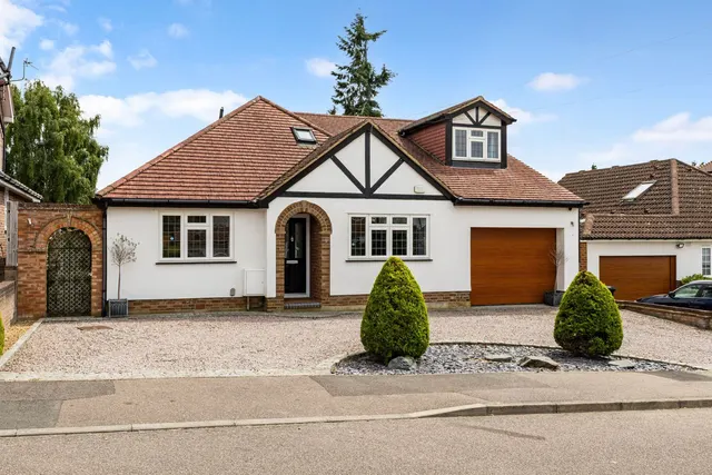 Pipers Avenue, Harpenden, AL5, photo 1