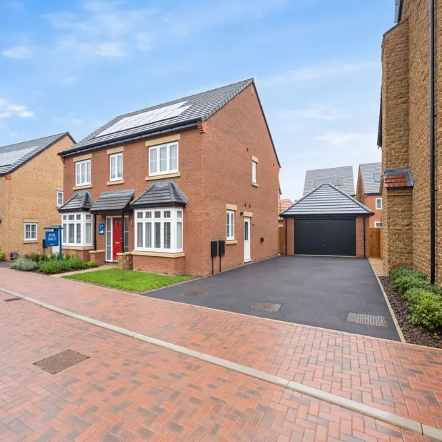 Watermill Way, Collingtree, NN4, photo 1