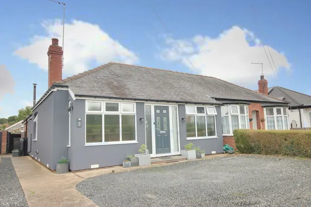 Woodhall Way, Beverley, HU17, photo 1