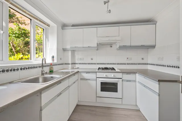 Photo 3 — Shanklin Close, Great Sankey, Warrington, Warrington, WA5 3JN