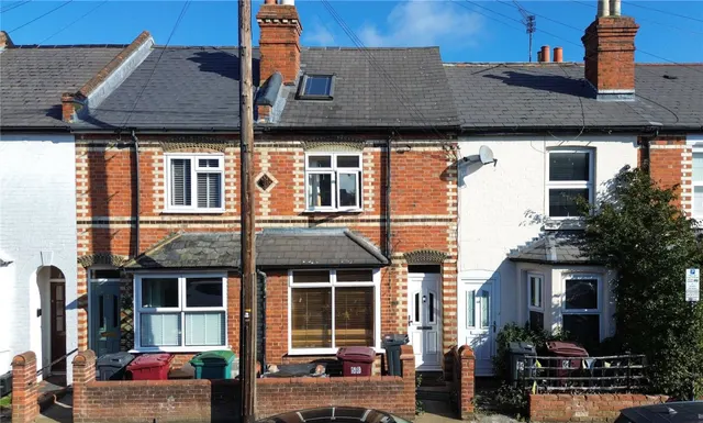 Kings Road, Caversham, RG4, photo 1