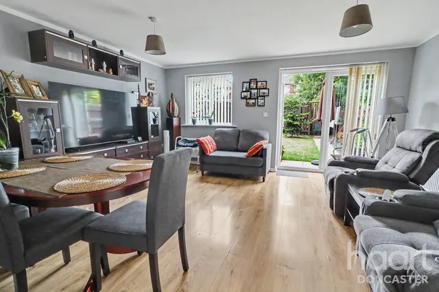 Mulberry Court, Warmsworth, DN4, photo 2