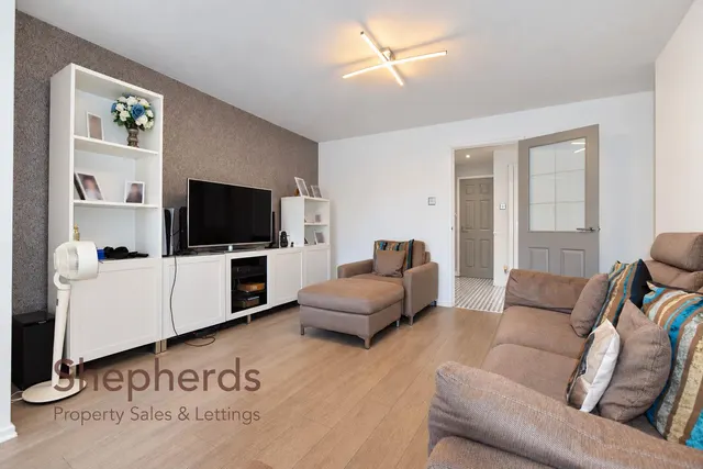 Lavender Close, Cheshunt, EN7, photo 2