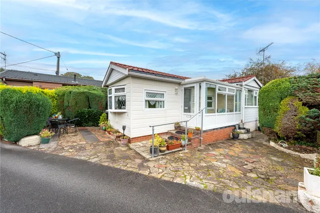 Photo 2 — The Glen, Linthurst Newtown, Blackwell, Bromsgrove, B60 1BX