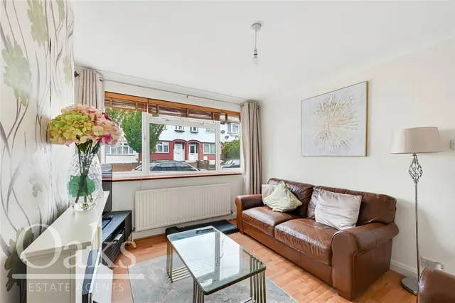 Waverley Road, South Norwood, SE25, photo 2