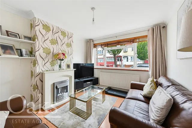 Waverley Road, South Norwood, SE25, photo 1