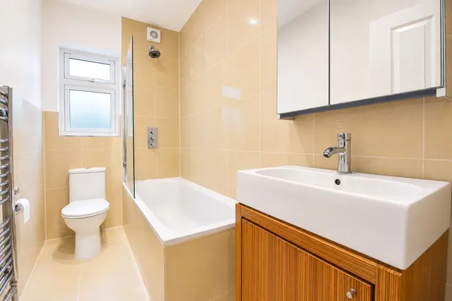 Cowley Road, Barnes, SW14, photo 3