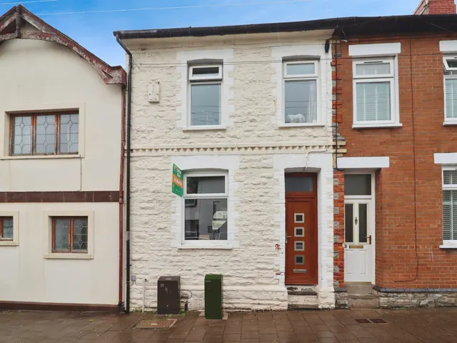 Hewell Street, Penarth, CF64, photo 1