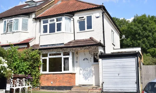 The Greenway, Epsom, KT18, photo 1