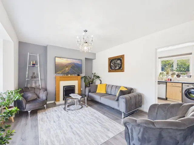 Allendale Avenue, Nottingham, NG8, photo 2