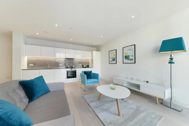 Liner House, Royal Wharf, E16, photo 2