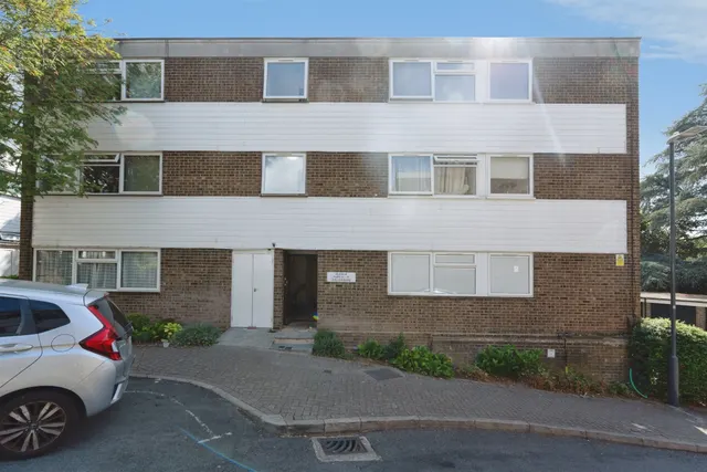 Sudbury Hill, Harrow, photo 1