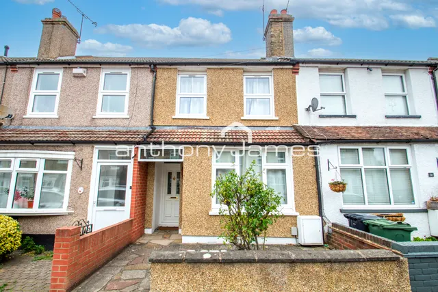 Somerset Road, Dartford, photo 1