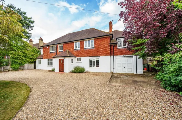 The Avenue, Cheam, SM2, photo 2