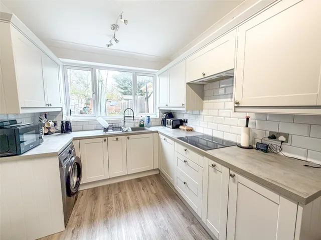 Photo 3 — Newport Road, Aldershot, Hampshire, GU12 4PY