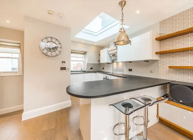 Dawes Road, London, SW6, photo 2