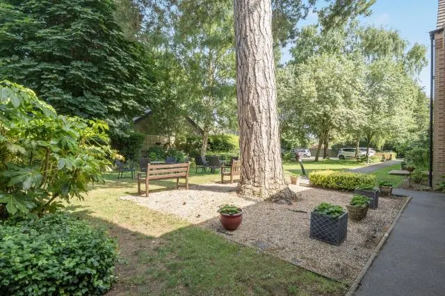 Grovelands Avenue, Swindon, SN1, photo 3